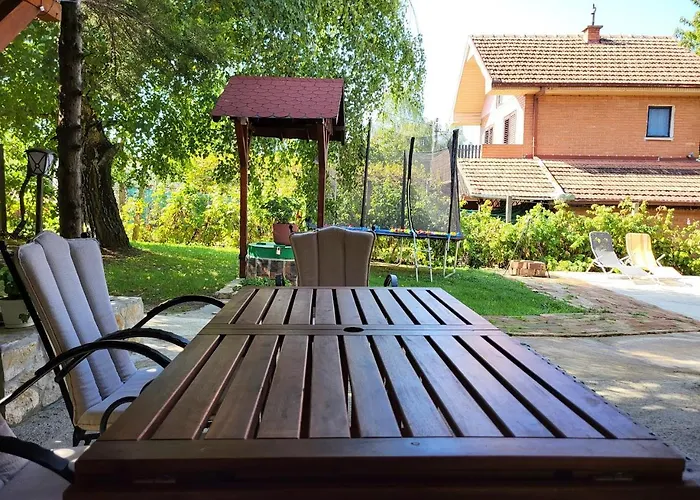 Mila Fruska Gora Casa vacanze *